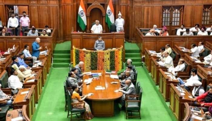 &#039;Khokha-khokha&#039; vs &#039;dhokha-dhokha&#039;: AAP, BJP fight it out in Delhi Assembly; Sisodia calls PM Modi &#039;insecure&#039;