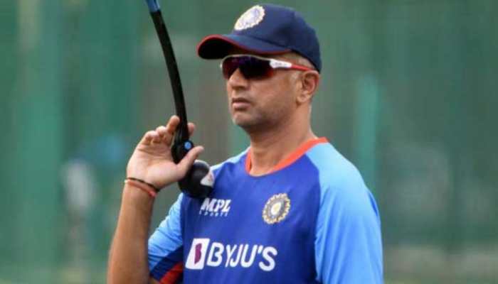 Big boost for Team India ahead of Pakistan clash, Rahul Dravid tests negative for Covid - Check Details 