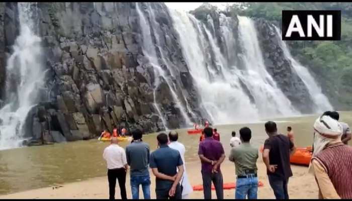 Chhattisgarh: 6 die after drowning in Ramdaha waterfall, one rescued