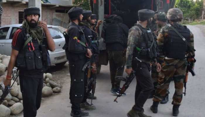 Two  Jaish-e-Muhammad terrorists KILLED, civilian injured in Sopore ENCOUNTER, search on