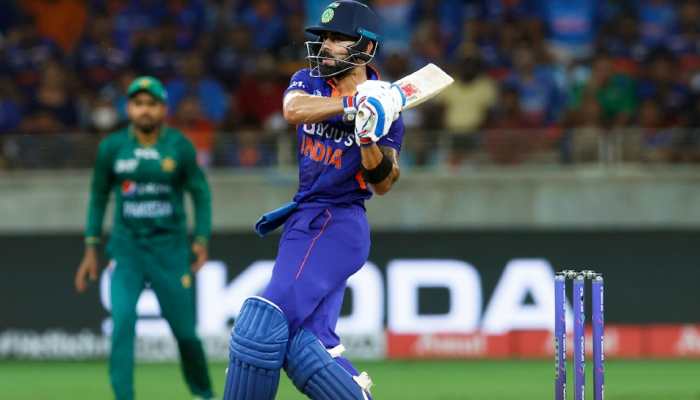 India vs Pakistan Asia Cup 2022 Super 4: Virat Kohli makes STUNNING revelation, says no one except MS Dhoni MESSAGED him after quitting Test captaincy, WATCH