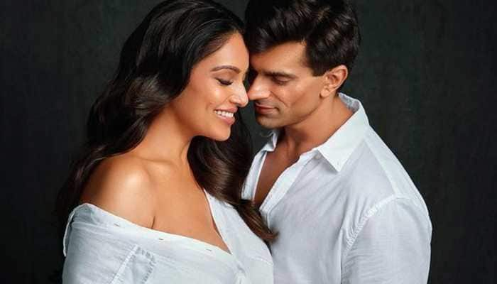 Pregnant Bipasha Basu and hubby Karan Singh Grover get mushy in latest pic!