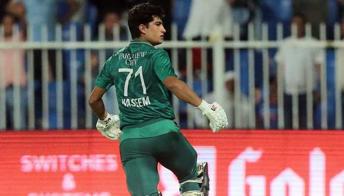 Pakistan vs Afghanistan Asia Cup 2022: Naseem Shah SMASHES two SIXES in final over to win game, WATCH