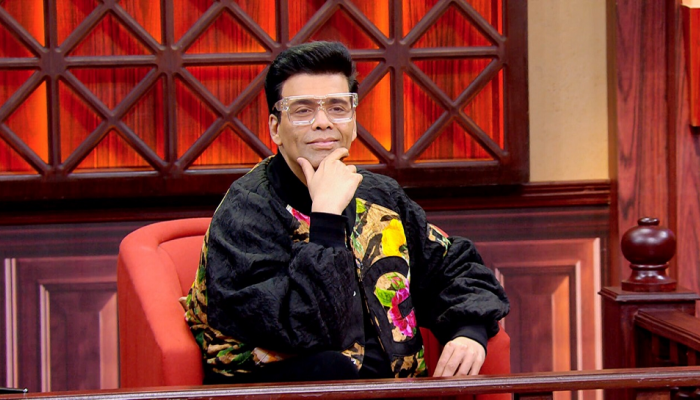 Riteish Deshmukh asks Karan Johar about nepotism, he gives a witty reply - Watch Riteish Deshmukh asks Karan Johar about nepotism, he gives a witty reply - Watch