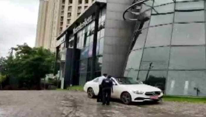 Cyrus Mistry accident UPDATE: Mercedes-Benz experts from Hong Kong reaches India