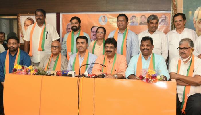 Goa CM Pramod Sawant likely to reshuffle cabinet after eight Congress MLAs join BJP