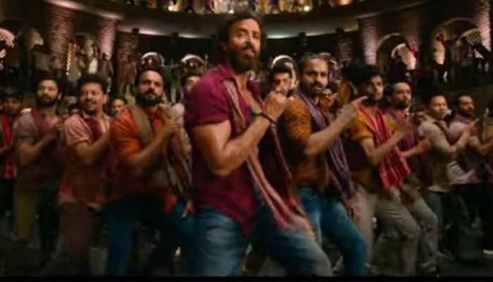 Vikram Vedha: Hrithik Roshan’s desi moves from peppy number ‘Alcoholia’ gets a thumbs up from fans! 