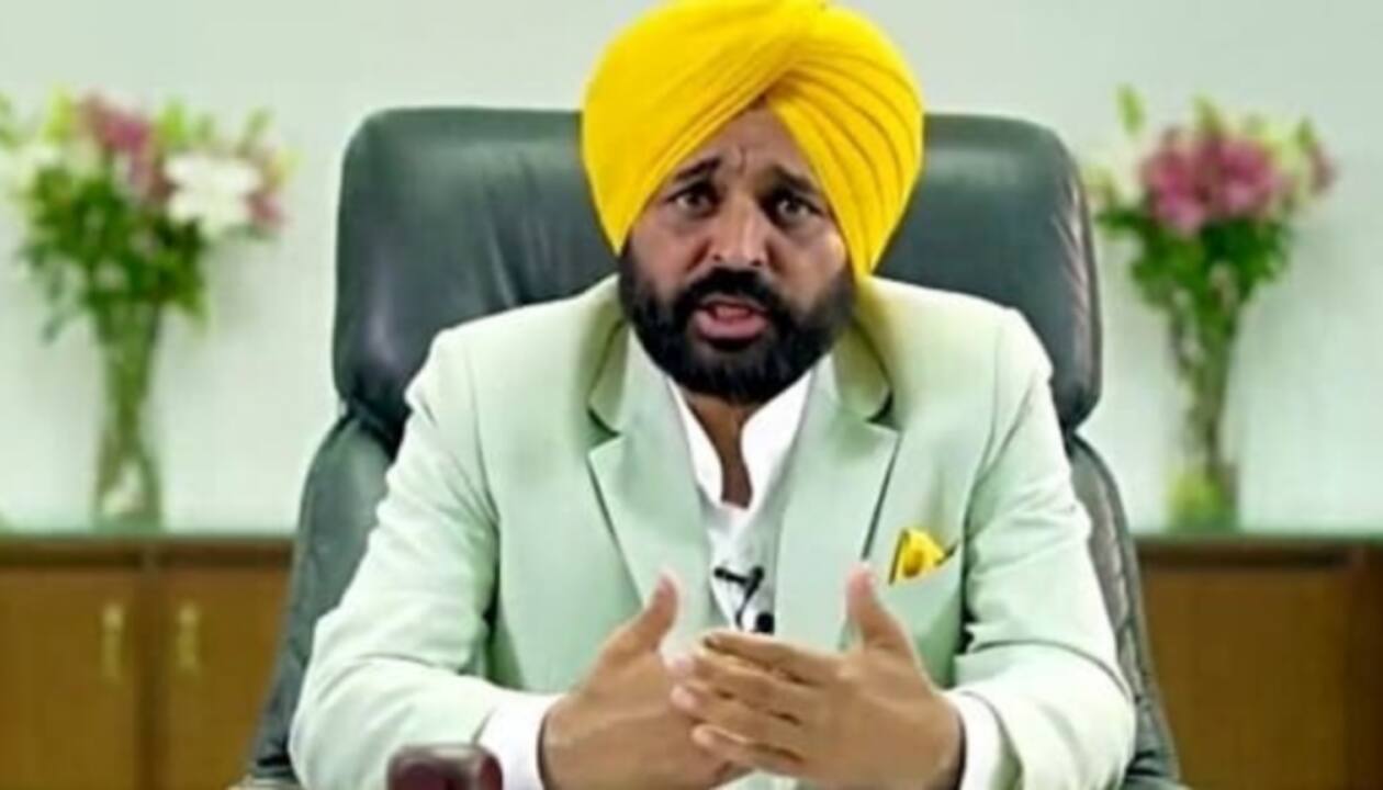 Stop Playing Twitter Twitter It S A Serious Issue Congress Slams Punjab Cm Over Chandigarh Girls Video Leak Case India News Zee News