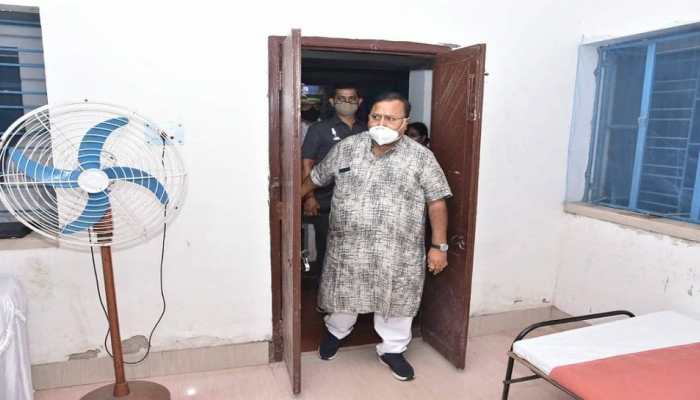 Big BREAK THROUGH in SSC Scam Case: Partha Chatterjee makes EXPLOSIVE remark, says 'I used to sign files SENT BY...'