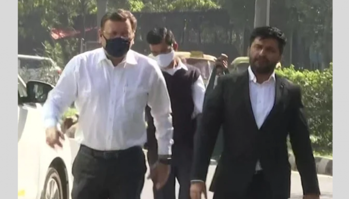 CBI arrests ABG Shipyard founder Rishi Agarwal in Rs 22,842 Crore bank fraud case | India News | Zee News