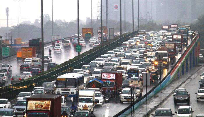 Heavy rainfall in Gurugram leads to massive traffic jams; authorities ask offices to work from home on Friday