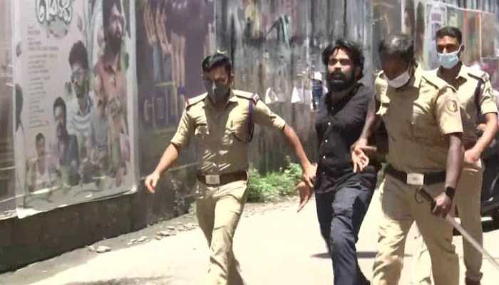 PFI Hartal: Over 500 arrested, 400 detained for stone pelting, bomb hurling and attack against cops in Kerala