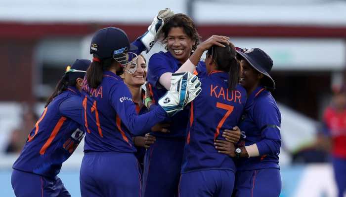 IND-W vs ENG-W, 3rd ODI: Jhulan Goswami receives perfect farewell as Indian women&#039;s team beat England by 16 runs
