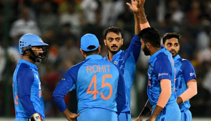 All-rounder Axar Patel was announced as the Player of the Series after Team India's T20I series win over Australia. Axar picked up 8 wickets in 3 T20Is, the highest wickettaker in the series. (Source: Twitter)