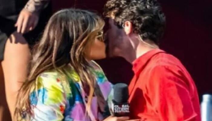 WATCH: Priyanka Chopra locks lips with hubby Nick Jonas at Global Citizen Festival, fans go nuts!