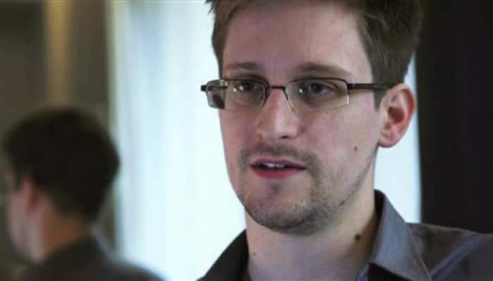 Vladimir Putin grants Russian citizenship to US whistleblower Edward Snowden