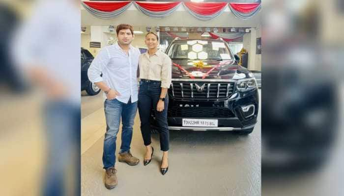 &#039;As tough as you...&#039; Anand Mahindra reacts to wrestler Geeta Phogat taking delivery of 2022 Mahindra Scorpio-N