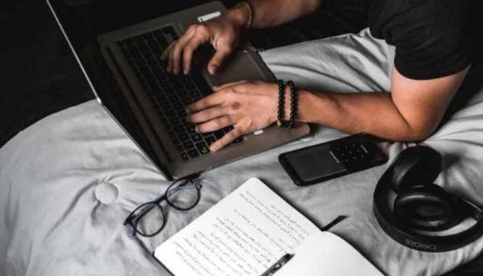 9 out of 10 employers DOUBT their employees' productivity in hybrid work: Microsoft Survey