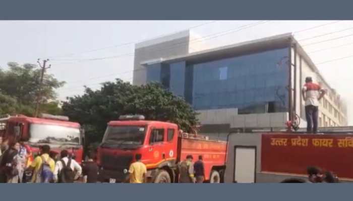 Massive fire broke out in Noida Sector 3 factory, 5 rescued