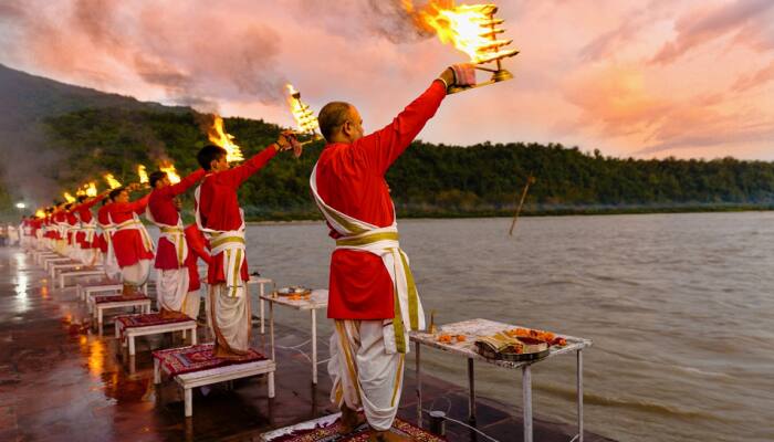 This Dussehra, Diwali enjoy the festivals at the BEST resorts in Rishikesh &amp; Jim Corbett