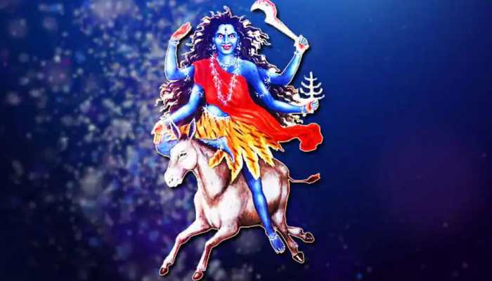 Navratri 2022, Day 7 puja: Maa Kalaratri blesses her devotees with 'fearlessness', chant her mantras!