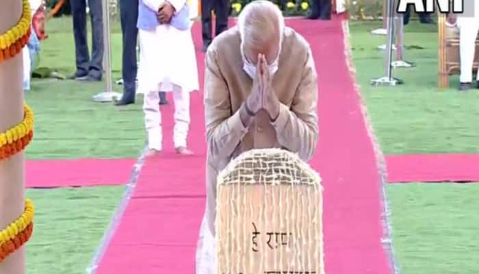 Gandhi Jayanti: PM Narendra Modi pays tribute to Mahatma Gandhi 