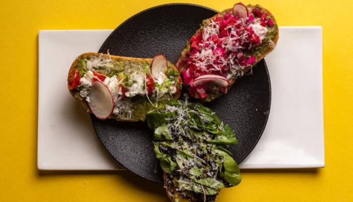 Avocado is boring right? Not if you make this YUMMY toast platter with it, recipe inside
