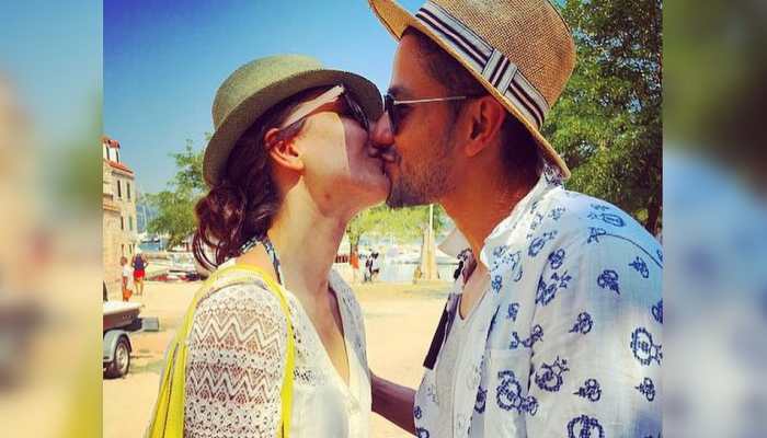 Kunal Kemmu wishes his &#039;forever sunshine&#039; Soha Ali Khan on birthday, Inaaya makes adorable card for her &#039;mama&#039;