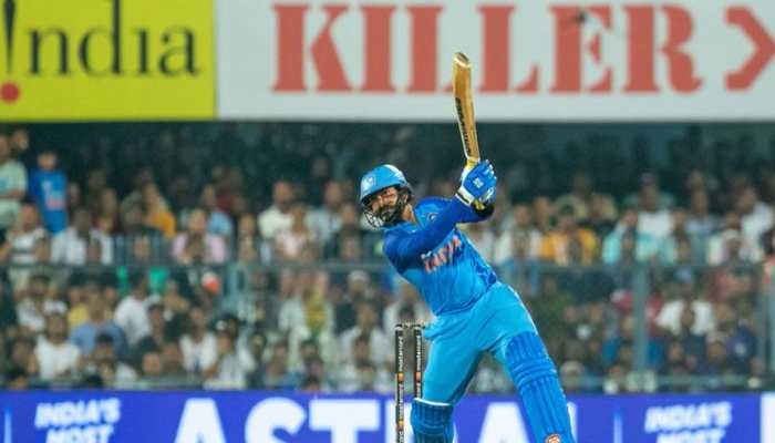 LIVE IND vs SA 3rd T20I Score and Updates: Dinesh Karthik keeps India afloat