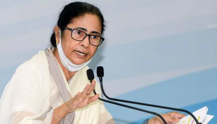 &#039;Regrettable&#039;: Union Minister slams Mamata for not lauding Centre for UNESCO&#039;s Durga Puja honour