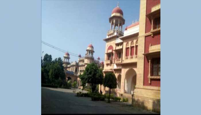 Allahabad University students burn effigies of PM Narendra Modi, Education Minister Pradhan, here's why