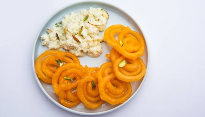 Dussehra 2022: Try this YUMMY Jalebi recipe