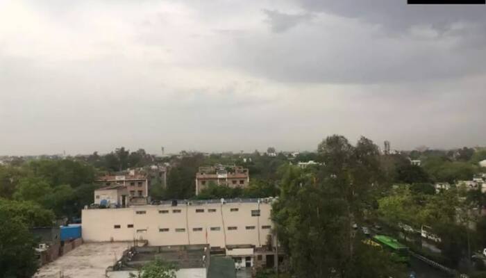Delhi-NCR weather: Windy, cloudy morning in national capital; rains likely