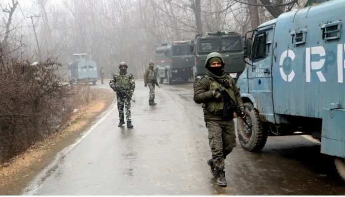 Hizbul terrorist captured by security forces in J&amp;K's Awantipora; arms and ammunition recovered