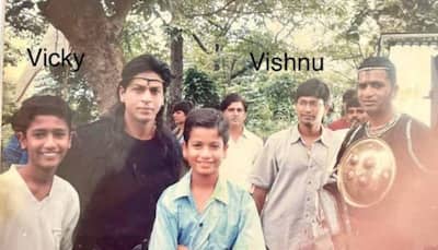 Vicky Kaushal poses with bro Sunny, dad Sham and Shah Rukh Khan!