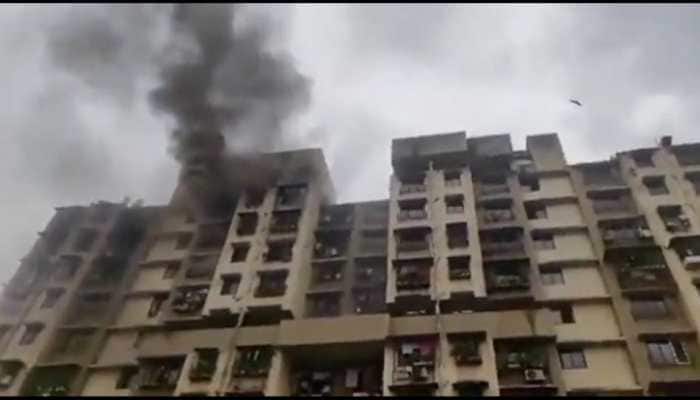 Mumbai: Fire breaks out in high-rise Chembur residential building, 2 fire tenders on spot