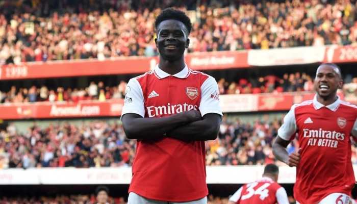 Bukayo Saka penalty keeps Arsenal on TOP with 3-2 win over Liverpool in Premier League