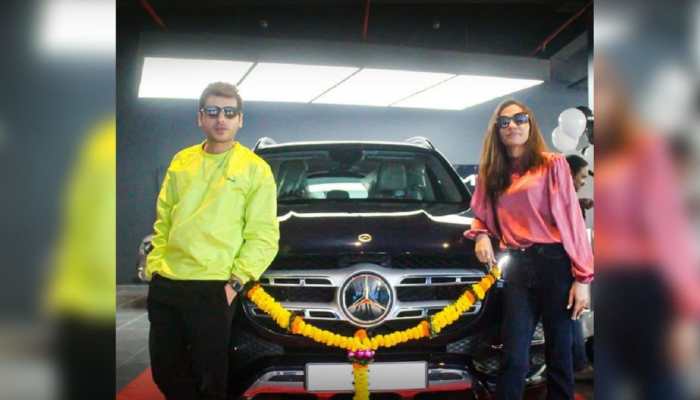 Mirzapur actor Divyenndu Sharma buys Mercedes-Benz GLS SUV worth Rs 1.16 crore Mirzapur actor Divyenndu Sharma buys Mercedes-Benz GLS SUV worth Rs 1.16 crore