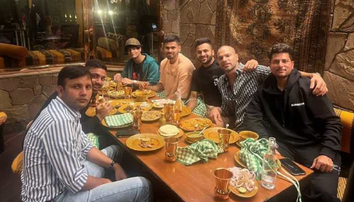 IND vs SA 3rd ODI: Shikhar Dhawan TREATS Shreyas Iyer, Shardul Thakur, Kuldeep Yadav and Avesh Khan to dinner in home city, check PIC here