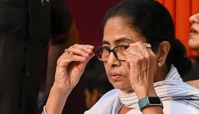 Another BIG SETBACK for Mamata Banerjee, Supreme Court UPHELD Calcutta HC's verdict on THIS re-appointment