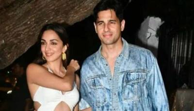 Sidharth Malhotra-Kiara Advani look glam as they arrive together at Ashvini Yardi’s birthday bash- See Pics 