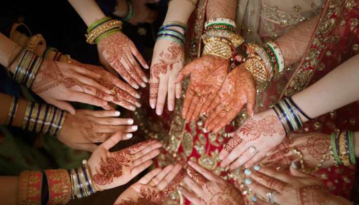 Happy Karwa Chauth 2022: Best Wishes, WhatsApp messages, quotes ...