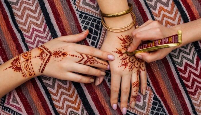 Chemical mehendi causes rashes, should be avoided