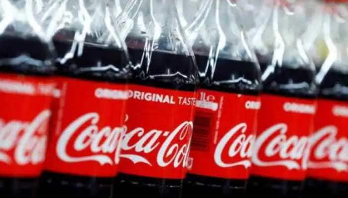 Coca-Cola launches its first ever &#039;locked coke bottle&#039;; Opens only via sender&#039;s mobile phone