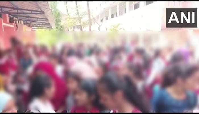 Girls create ruckus over Hijab during exam at Bihar&#039;s Muzaffarpur college