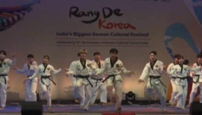 South Korean artists show interest in working with Bollywood stars at &#039;Rang de Korea&#039; festival