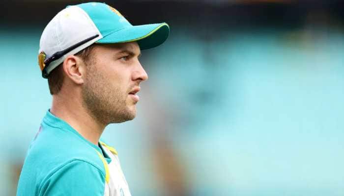 T20 World Cup 2022: Australia wicketkeeper Josh Inglis RULED OUT after  freak golf injury | Cricket News | Zee News