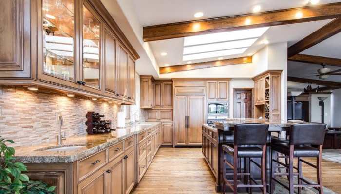 Vastu tips for kitchen: Do NOT use dark paints, keep fridge in THIS direction - check expert&#039;s advice