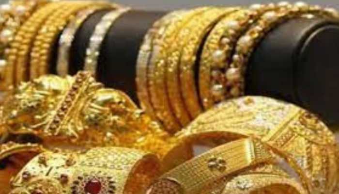 Gold Price today, 20 October 2022: Gold prices fall due to weak global cues; Check latest rates