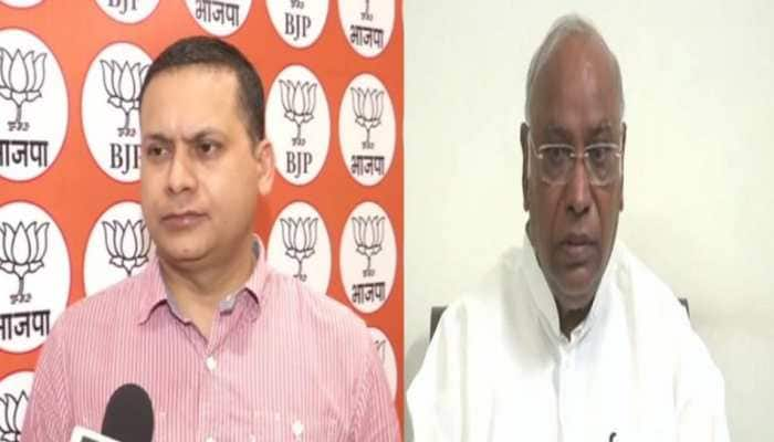 Congress president Kharge VS BJP’s Amit Malviya Twitter tussle over Rupee depreciation